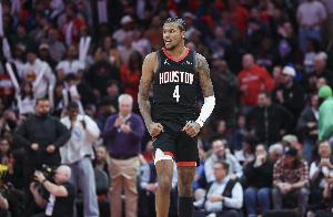 杰伦-格林今天命中率72.2% 是他职业生涯命中率最高的单场40+