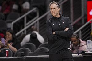 首发阵容的得分比替补还低！奇才主帅：暂时还没考虑改变首发阵容