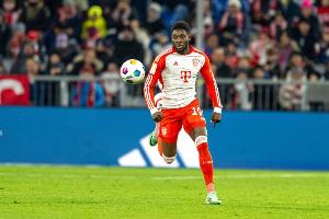 TA：拜仁接近与阿方索-戴维斯谈妥续约，新合同为期4年