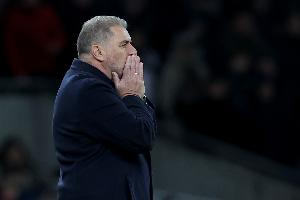 电讯报：澳波仍得到列维支持，但接下来两场比赛会关系到前者帅位