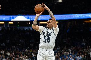 尽力了！科尔-安东尼15中9砍全队最高23分7板&第二节11分