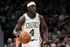 马祖拉：霍勒迪并非故意犯规 有很多方面我们可以做得更好