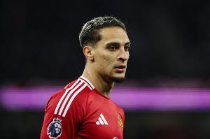 英媒：安东尼租借贝蒂斯预计下周完成，曼联承担大部分薪水