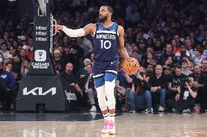 正负值+19最高！康利关键两罚命中 9中6拿到18分5板8助2断