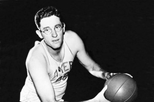 安吉儿子：湖人的冠军数该是12个 搬到洛杉矶之前的不该算在内