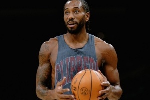 小卡重回圣安东尼奥！快船官方晒训练照 小卡这身材爱了吗😍