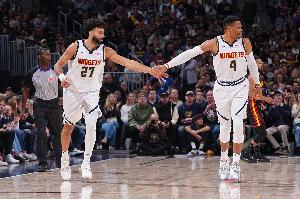 齐发力！半场贾马尔-穆雷11中5拿到14分3助 威少6中3砍下9分7板