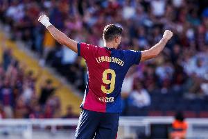 莱万在36岁之后已打进16粒西甲进球，仅次于普斯卡什的21球