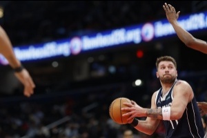 朱彦硕：NBA又会回到管理层决定一切的场面 不会再有人成为詹姆斯