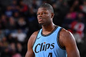 薪资专家：交易后快船总薪资低于奢侈税线400万 创造两个交易特例