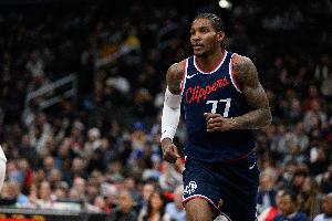 拼尽全力！小凯文-波特24分钟13中8拿到17分7板5助