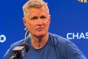 科尔：战绩五成你必须对一切保持开放态度 但不会为了交易而交易