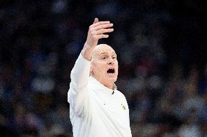 前一天开拓者打了加时！卡莱尔：我还能说啥？按理说我们占优