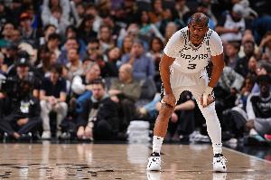 效果如何？保罗状态升级可出战 将与新援福克斯搭档后场齐首发