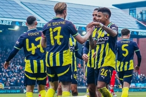 詹俊：战皇马曼城要有莱顿这样的斗志 新援除胡桑诺夫外都不理想