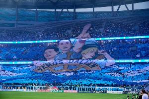 热身赛大连英博4-2青岛海牛，大连方面马莱莱等4外援首发出战