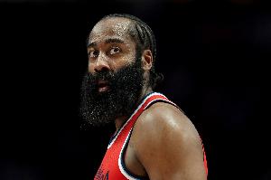 博格丹：哈登是有史以来最出色的控卫之一