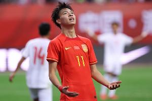 王钰栋：很好执行教练组高位逼抢的要求 下半时球员体能有点问题