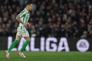 安东尼：选择贝蒂斯是因为知道会在这里过得开心，胜利献给球迷