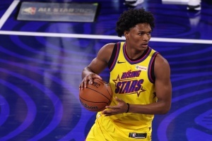 阿门被俘虏了😂坎迪斯-帕克挑选阿门加入球队参加全明星正赛