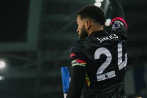 低迷！近9轮车子仅9分&多赛1场效率排第13，曼联热刺保级边缘挣扎