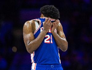 正负值-11最低！恩比德半场6中2拿到10分3板5助 三分3中0