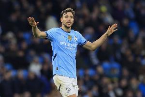 尼科-冈萨雷斯：我还未习惯面对萨拉赫这种级别的对手