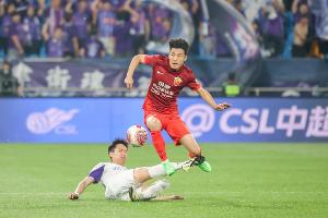 足球报：穆斯卡特需在变化中寻找突破口，武磊乐观估计6月复出