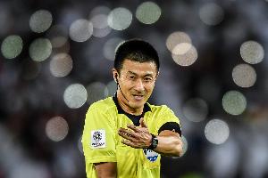 傅明迎来J联赛执法首秀，担任横滨德比第四官员