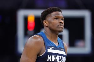 🚨爱德华兹累计16次技犯 若不取消将禁赛&后续每两次禁赛一场