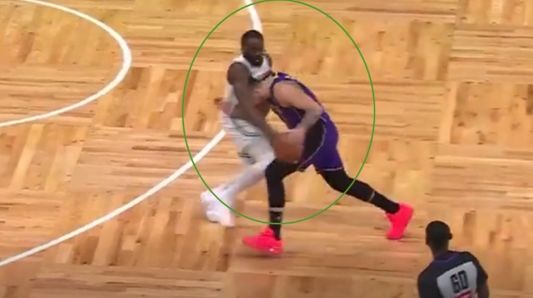 🥴嗡嗡的！东契奇的大脑袋被打颤了好几下🥶主裁干看着没管