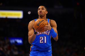 梦游！阿隆-维金斯9投0中一分未得 三分4中0