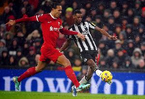 范迪克：这是新主帅执教的首个赛季，我们想证明自己能够赢得奖杯