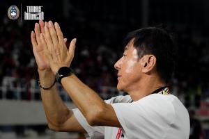 小申带的挺好的！申台龙带印尼0比0战平澳大利亚，对沙特1胜1平