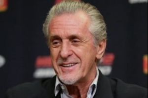 😮交易巴特勒后热火战绩仅为4胜17负 同期勇士16胜3负！