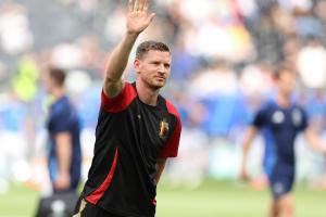 结束19年职业生涯，官方：37岁比利时中卫维尔通亨将在赛季末退役