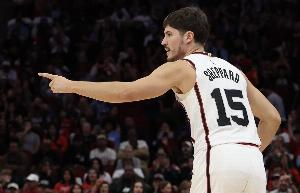 乌度卡：谢泼德的手指伤势恢复良好 他未来4-5天会接受更多评估