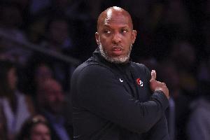 比卢普斯：球队的表现起伏不定 我们的容错空间太小了