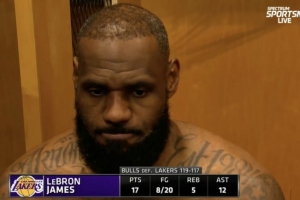 詹姆斯：不到两天后还有比赛 打下一场时不能想之前发生了什么