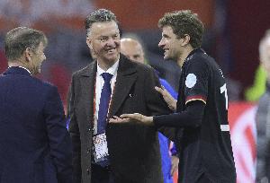 范加尔：很遗憾穆勒不再是主力球员 如果他离开配得上盛大告别