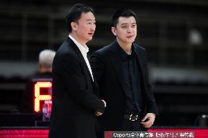 妻子控诉刘维伟出轨有夫之妇：还利用杨鸣 经常以三人行来打掩护