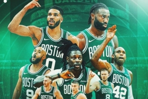 ☘️绿军单赛季三分命中数达1364 打破勇士保持的NBA历史纪录🎯