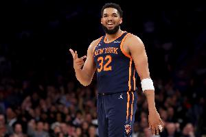 二阵还是三阵？唐斯本赛季19次砍下30+10 队史单赛季第3多