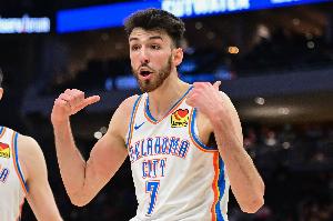 戴格诺特：进攻端没打出流畅配合 包括切特在内今天没人打得轻松