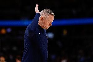 朱彦硕：掘金可以从争冠热门名单里划掉了 真TMD是个神奇的赛季