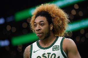 Shams：凯尔特人将与G联盟MVP后卫JD-戴维森签下两年标准合同