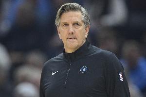 芬奇谈直通季后赛：为球员感到无比骄傲 他们靠自己解决了问题