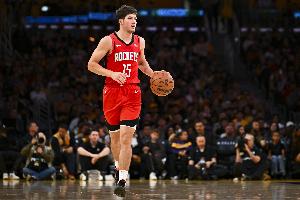 坚决点，继续练！谢泼德菜鸟赛季场均12.5分钟4.4分 命中率35.1%