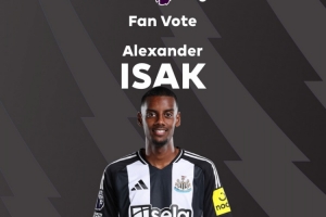 官方：伊萨克当选纽卡4-1曼联球迷票选全场最佳球员