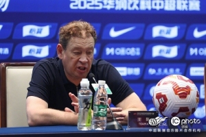 斯卢茨基：虽然取胜但球队防守很不在线 接下去的重心是攻守平衡